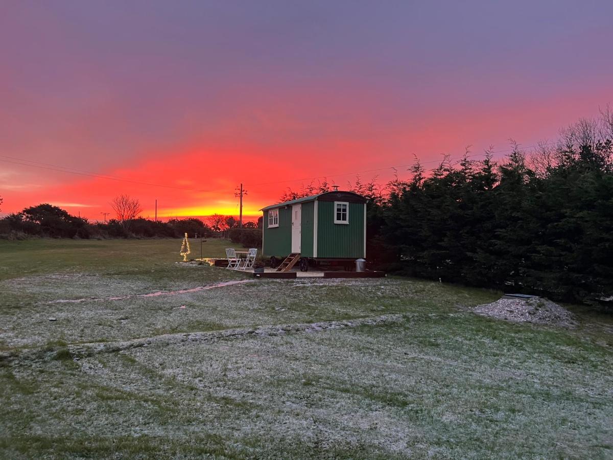 Toms Hut And Robins Rest Shepherd Huts Near Wadebridge Kültér fotó