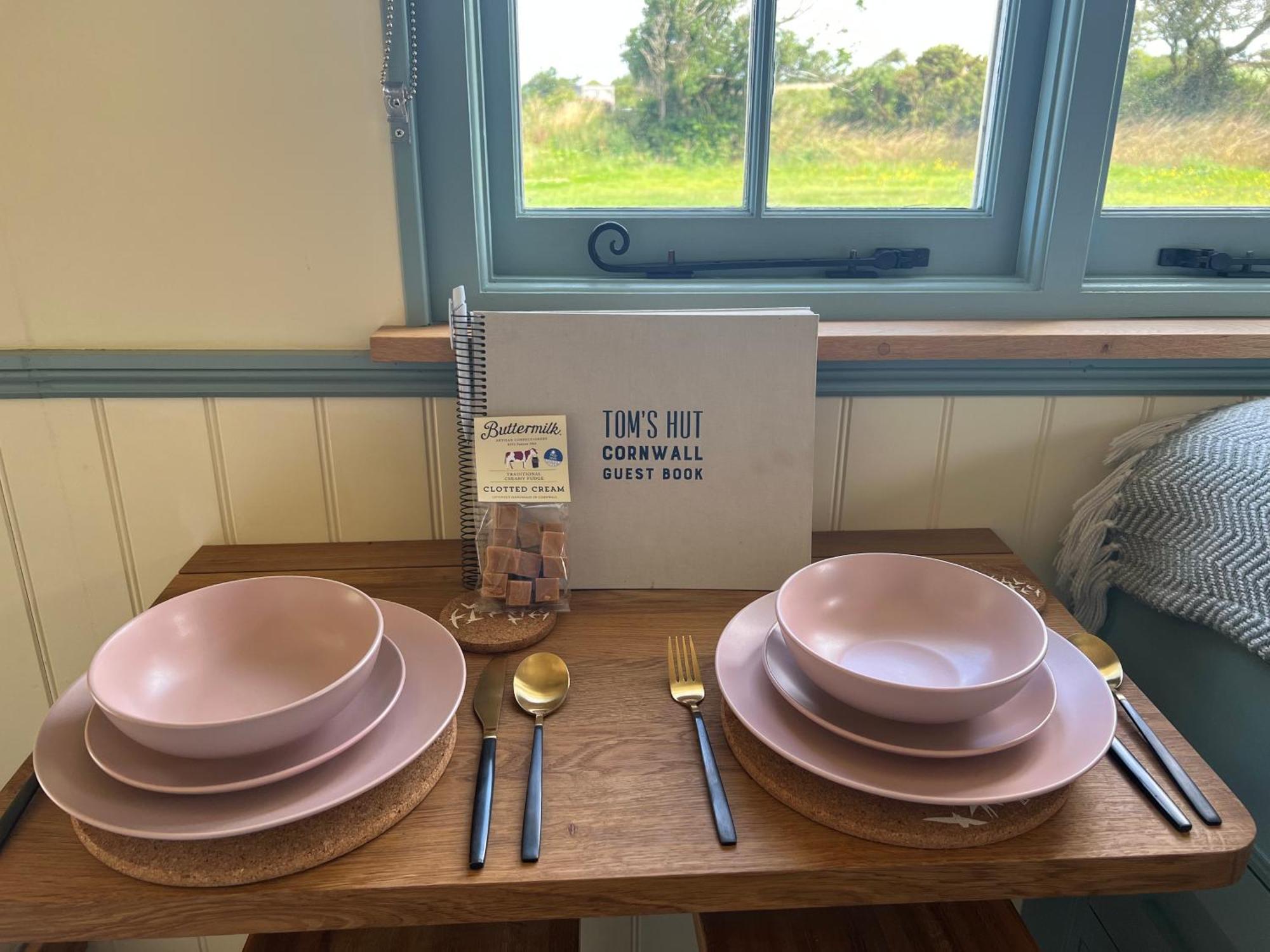 Toms Hut And Robins Rest Shepherd Huts Near Wadebridge Kültér fotó